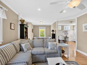 7 Sycamore St, Wareham MA 02558