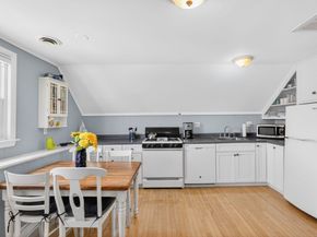 7 Sycamore St, Wareham MA 02558
