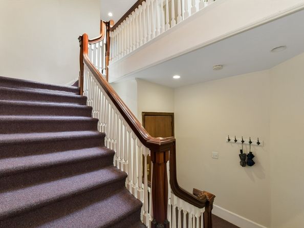 1774 Beacon Street 6, Brookline MA 02445