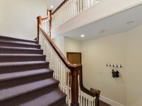 1774 Beacon Street 6, Brookline MA 02445