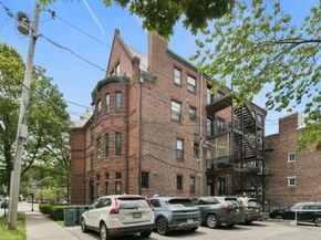 1774 Beacon Street 6, Brookline MA 02445