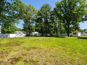 37 Old Coach Rd, Braintree MA 02184