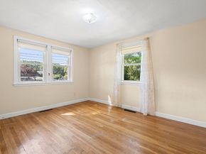 37 Old Coach Rd, Braintree MA 02184