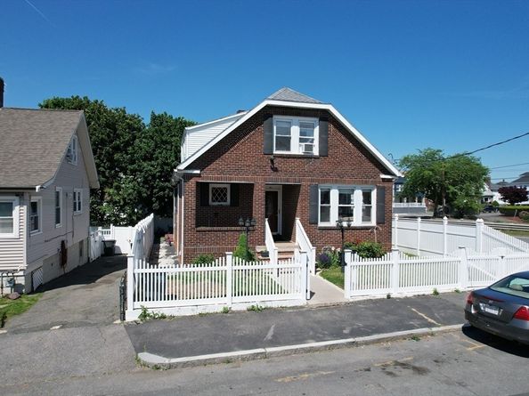 96 Stanton Ave, Revere MA 02151
