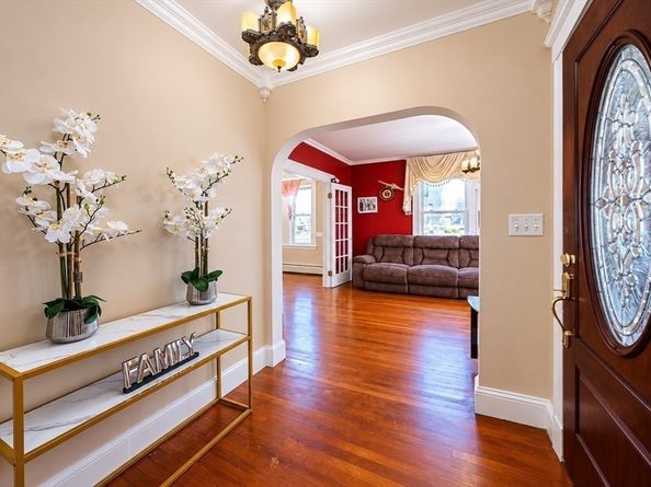96 Stanton Ave, Revere MA 02151