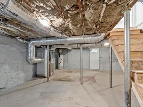 697 Westminster Hill Rd, Fitchburg MA 01420