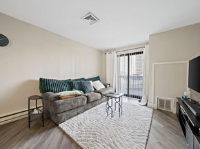90 Quincy Shore Dr 108, Quincy MA 02171