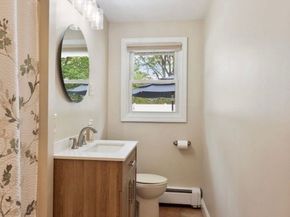 5 Ripley Place, Worcester MA 01610