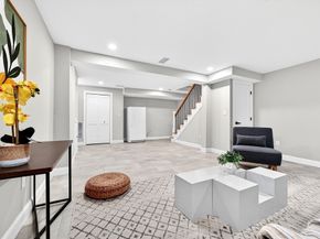55 Banks St 2, Winthrop MA 02152