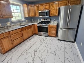 40 Merrick St A, Worcester MA 01609