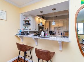 1731 Beacon St. 520, Brookline MA 02445