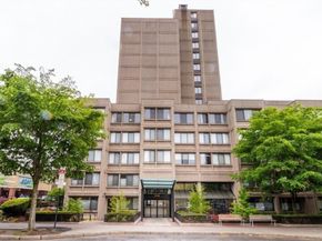 1731 Beacon St. 520, Brookline MA 02445