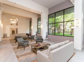 1731 Beacon St. 520, Brookline MA 02445