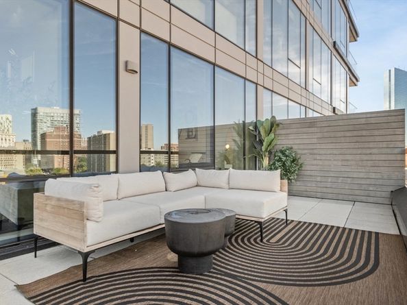 100 Shawmut Ave 704, Boston MA 02118