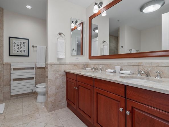 2 Avery St 19E, Boston MA 02111