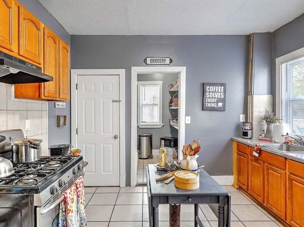 10 Westcott 1, Boston MA 02124