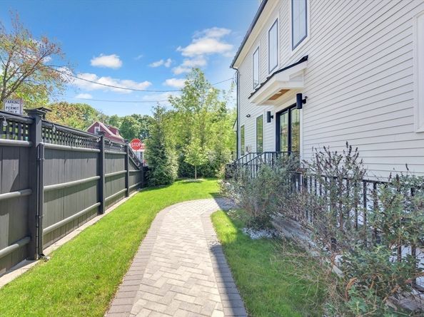 7 Newman Street, Cambridge MA 02140