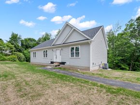 23 South St, Leicester MA 01611