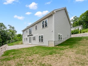 23 South St, Leicester MA 01611