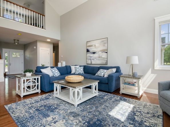 10 Beacon Street 83, Wareham MA 02558