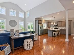 10 Beacon Street 83, Wareham MA 02558