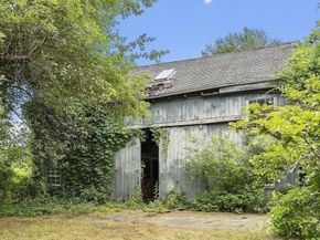 245 Elm St, North Reading MA 01864