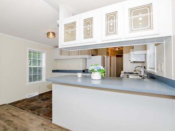 3040 Cranberry Hwy 9, Wareham MA 02538