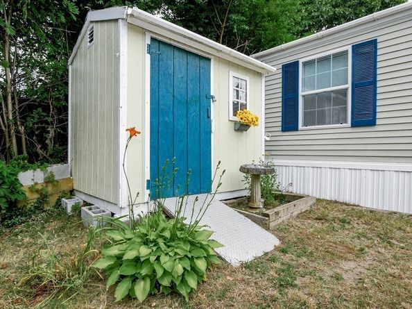 3040 Cranberry Hwy 9, Wareham MA 02538