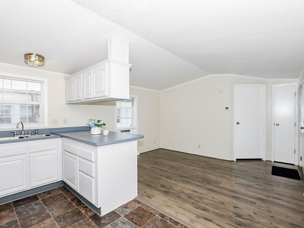 3040 Cranberry Hwy 9, Wareham MA 02538