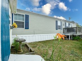 3040 Cranberry Hwy 9, Wareham MA 02538