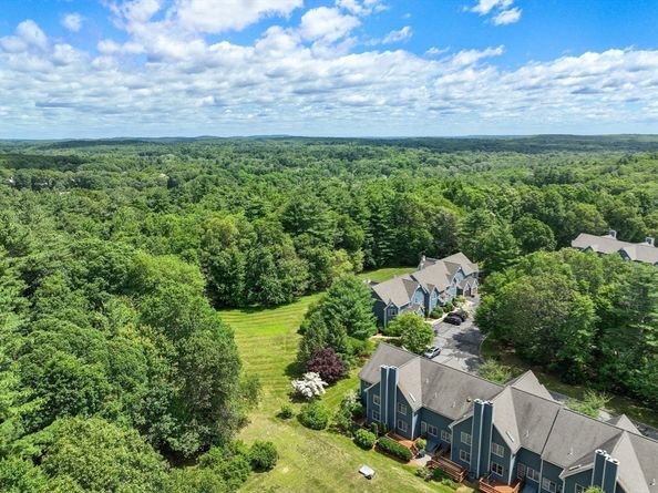 31 Forest Lane 31, Hopkinton MA 01748