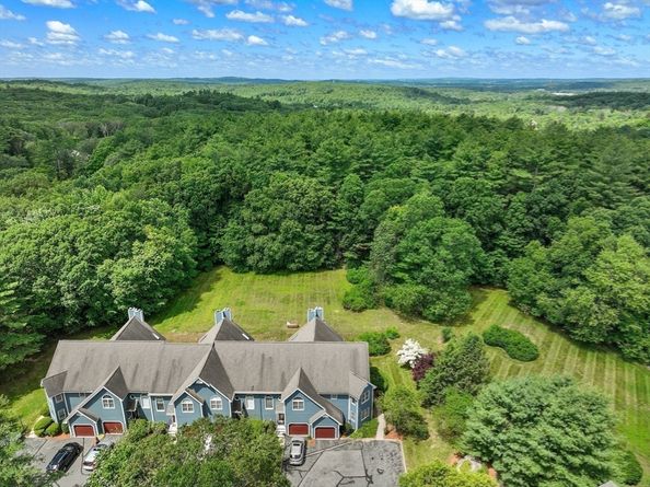 31 Forest Lane 31, Hopkinton MA 01748