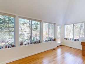 1 Deer Path 1, Hudson MA 01749