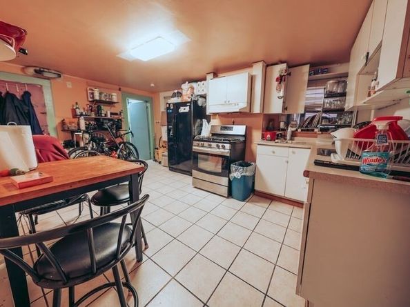 8 Everett St, Boston MA 02128