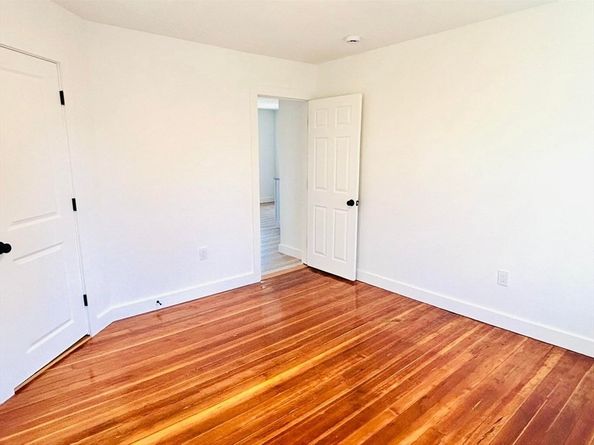 45 Cherry St, Plymouth MA 02360