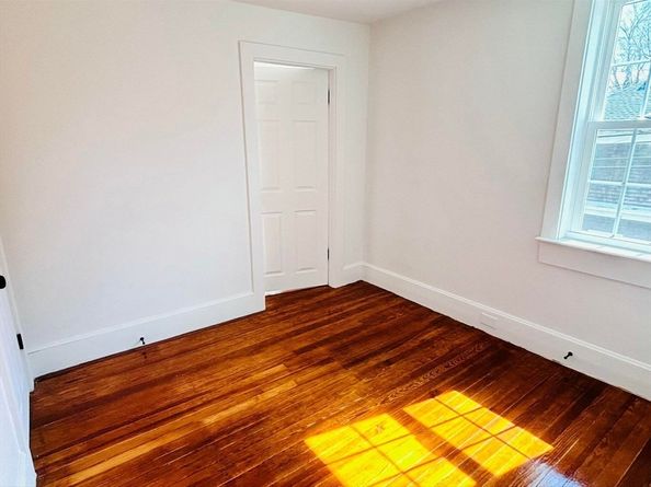 45 Cherry St, Plymouth MA 02360