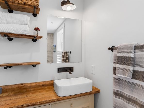 166 Littleton 3, Harvard MA 01451