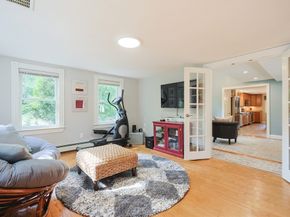 211 Hayden Rowe St, Hopkinton MA 01748