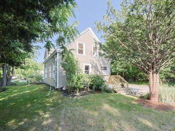 211 Hayden Rowe St
