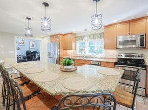 211 Hayden Rowe St, Hopkinton MA 01748