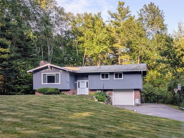 36 Surrey Lane, Sudbury MA 01776