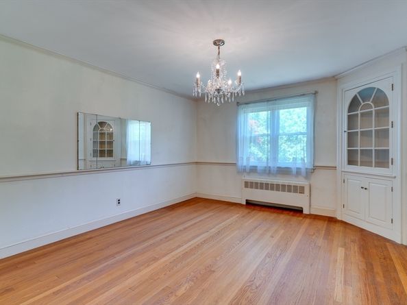 44 Ridgewood Rd, Milton MA 02186