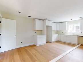 44 Hastings Avenue, Worcester MA 01606