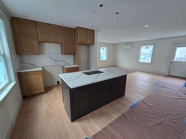 9 Swan St, Beverly MA 01915