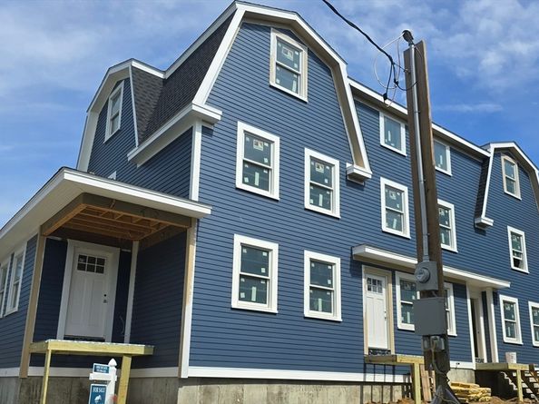 9 Swan St, Beverly MA 01915