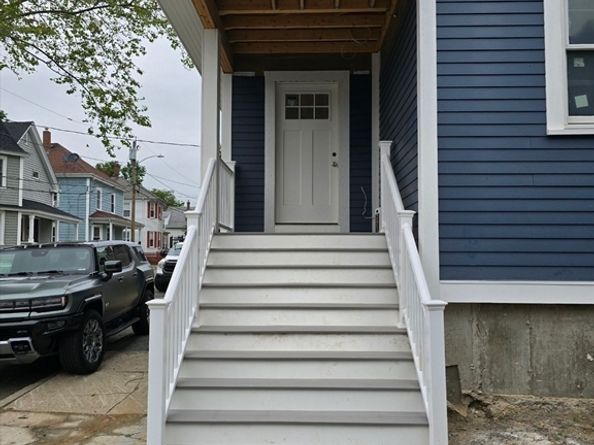 9 Swan St, Beverly MA 01915