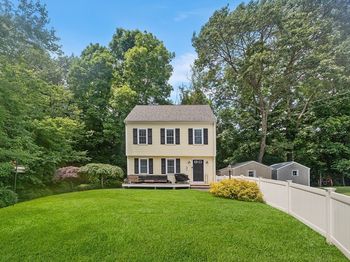 55 Edge Hill Dr