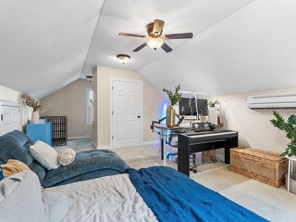 55 Edge Hill Dr, Bridgewater MA 02324