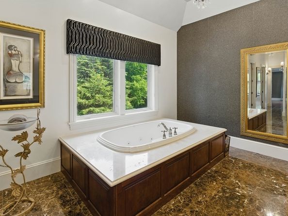 65 Saile Way, North Andover MA 01845