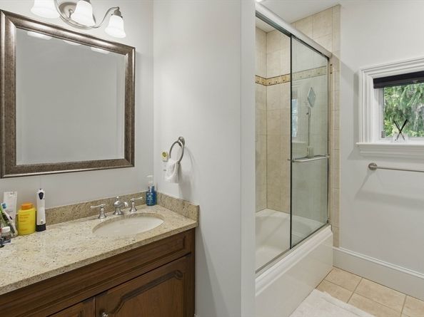 65 Saile Way, North Andover MA 01845